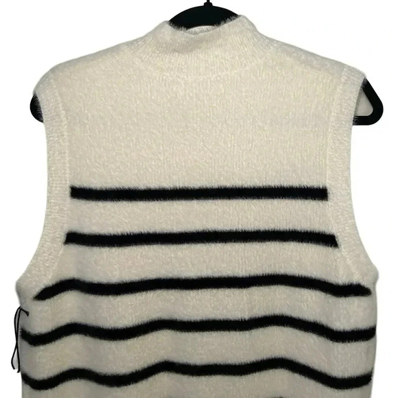 NWT Bailey 44 Soft Fuzzy Moc Turtleneck Sweater Vest Black and Cream Size Large - Picture 4 of 6